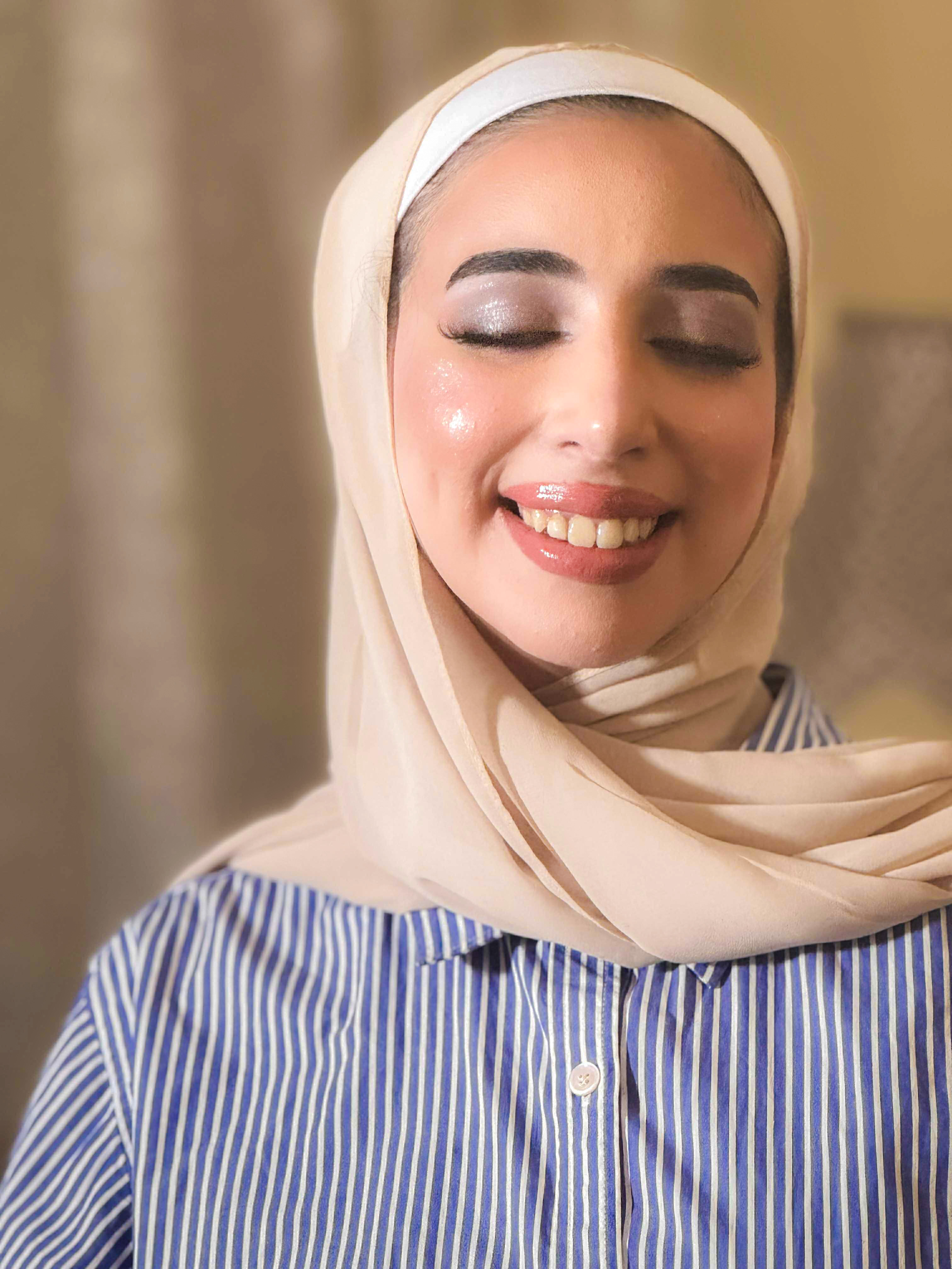 Bright natural makeup with glossy lips